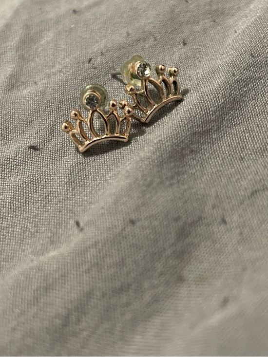 Assorted earrings - Picture 10 of 11
